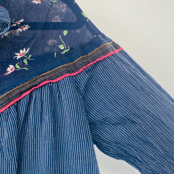 Free People Hearts and Colors Blue Floral Striped Oversized Top Size XS - Picture 10 of 10